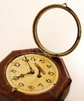 Régi német falióra kulccsal, működőképes állapotban, 22x9 cm