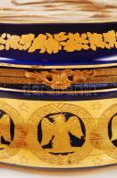 ATB jelzésű porcelán doboz, gazdagon aranyozott, nyitható fedelű, hibátlan, jelzett, 32x24x16 cm