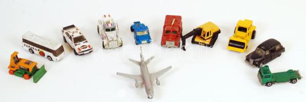 11 db régi matchbox autó és repülő
