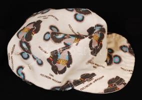 Régi orosz matrjoska babák, 3 db olimpiai Misa maci, 1 db olimpiai macis sapka