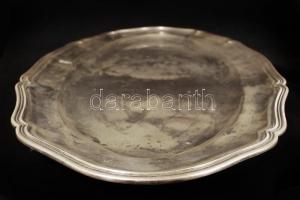 Bachruch ezüst (Ag.) tálca, jelzett, jó állapotban, családi címerrel, 72×35 cm, nettó:1900 g