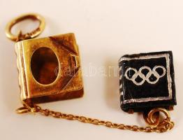 Olimpia mikrokönyv, olimpiai eskü szövegével, díszdobozban, aranyozott fém tartóban, rajta 14K arany...