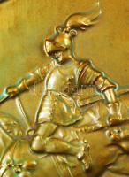 Zsolnay "Mohács 1526-1926" nagy méretű emlék plakett (Nagy Árpád), eozin mázas, márka jelz...