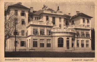 Balatonföldvár, Kupavezér nagyszálló (EK)