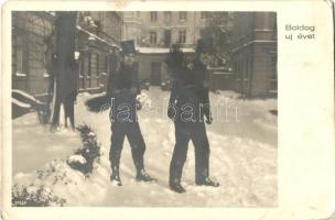 New Year, Hungarian chimney sweepers (EK)