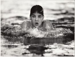 cca 1988 Varga Zsolt: Egerszegi Krisztina (1974) úszó, ötszörös olimpiai bajnok, 18x24 cm