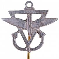 ~1938. "Magyar Királyi 101. Honvéd Vasútépítő Ezred" fém jelvénye réztűre forrasztva (13x1...