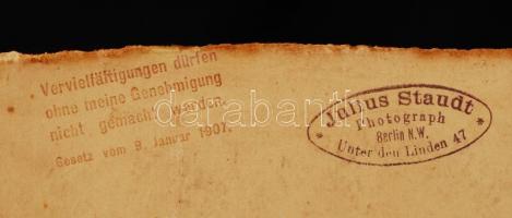 1907 Julius Staudt: Berlini faipari oktató műhelyben, 23x17 cm, karton 27x23 cm /
1907 Julius Staudt...