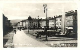 Besztercebánya, tér, Alexander Edelmann, Kohn Ignác és Árpád Holesch üzlete, Hotel Rak / square, shops, hotel