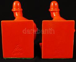 Gorka Géza (1895-1971): Furulyázók, könyvtámasz párban (2db). Repesztett mázas kerámia, egyik restau...