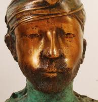 Szabó Tamás (1951-): Tudós. Bronz, jelzett, számozott 10/9, fa talapzattal, m:31 cm
