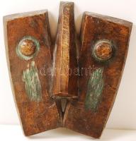 Percz János (1920-2000): Fali maszk. Bronz, jelzett, 19×18 cm