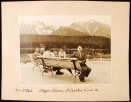 dr. Csik Ferenc (1913-1945) úszó, orvos a Tátrában a Csorba tónál. Lapméret 32x25 cm