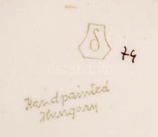 Jelzett mókus és fácán figura, egyiken hajszálrepedésekkel, m:14 és 17 cm