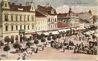 Arad, Avram Iancu tér, Palugyay szálloda, piac / square, hotel, market place (kis szakadás / small tear)