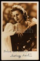 1944 Medvegy Márta színésznő aláírása saját arcképét ábrázoló képeslapon, 1944 március 28.