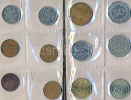 Málta 50db-os fémpénz gyűjtemény műbőr albumban T:vegyes
Malta 50pcs of coins in collector's al...