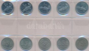 Izland 82db-os fémpénz gyűjtemény albumban T:vegyes
Iceland 82pcs of coins in collerctor's albu...