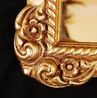 Tükör dekoratív antik keretben, 34×27 cm