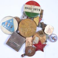 ~30db vegyes szocialista kitüntetés és jelvény T:vegyes