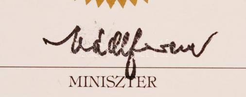 cca 1993-1994 Mádl Ferenc aláírása emlékérem-adományozó oklevélen