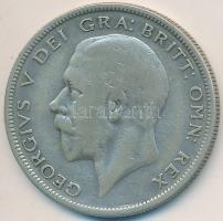 Nagy-Britannia 1932. 1/2C Ag "V. György" T:2-,3 
Great Britain 1932. 1/2 Crown Ag "Ge...