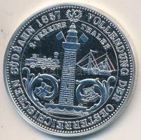 DN "Osztrák-Magyar Monarchia pénzei utánveretben - Két egyleti-tallér 1857" ezüstözött Cu-...