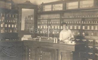 1921 Balatonkenese, Nényei Vilma gyógyszertára; Dr. Laxne és Mészáros photo