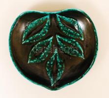 EBM jelzésű fekete-zöld kerámia váza és asztali dísztál, apró mázhibával, 18x21 cm