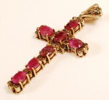 Aranyozott ezüst (Ag) kereszt sz. rubin kövekkel díszítve, jelzett, 3x6 cm, br: 10,1 g