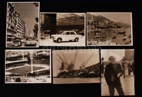 cca 1960-1970 Életképek kikötőkből, városokból, közte egy fotóval zsinagógáról, 23 db fotó, 13x18 cm