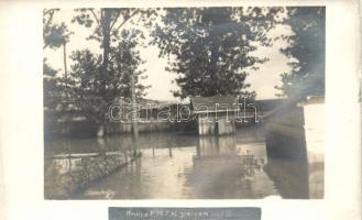 1920 Pozsony, Árvíz - Magántisztviselők körének pályája - 2 db képeslap / office bearers' sports field flooded - 2 postcards