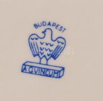 Aquincumi kézzel festett porcelán lány, hibátlan,  jelzett, m:15 cm