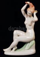 Hollóházi porcelán fésülködő lány, hibátlan, jelzett, m: 24 cm