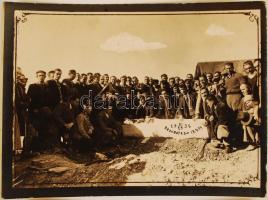1936. november 29. Photo AFTAB (Broudjerd, Irán): Temetés és halotti tor Iránban, 2 db pecséttel jel...