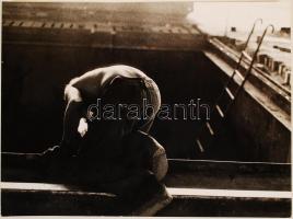 cca 1970 Esztergomi Katalin: Dunaújvárosi vasmű, pecséttel jelzett fotóművészeti alkotás, 17x24 cm