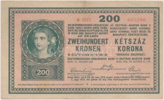 1918. 200K "A 1023", hátlap sima T:II-,III (hátlapon írás) Hungary 1918. 200 Korona "A 1023", blank back C:VF,F (writing on the back) Adamo K31/2