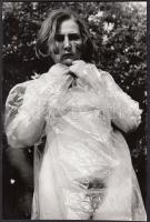 cca 1970-1980 Zacsiba csomagolt Zsuzsonna, finoman erotikus fénykép, 22x14 cm / cca 1970-1980 Erotic photo, 22x14 cm