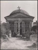 cca 1940 Korschelt Miklós (1900-1982): Nagyvárad a Sebes-Kőrös partján, 2 db pecséttel jelzett fotó,...