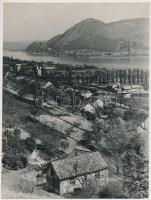 cca 1970 Kotnyek Antal (1921-1990): Nagymaros és Visegrád, aláírt vintage tájkép, 23x17 cm