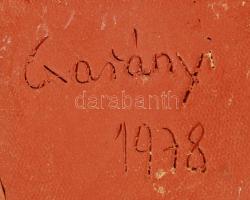 Garányi József (1928-): Ülő nő fátyolban 1978. Festett kerámia, jelzett, hibátlan, m:12 cm, h:15 cm