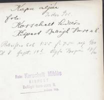 1938 Korschelt Miklós (1900-1982): Kapu alján, pecséttel, felirattal jelzett vintage fotóművészeti a...