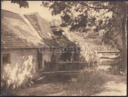 1930 Dr. Kovács Emil: Vízimalom a Bakonyban, feliratozott vintage fotó, 18x24 cm