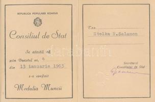 Románia ~1960. "Munka Érdemérem" szalaggal, szalagsávval, igazolvánnyal eredeti dobozban T...