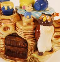 Walt Disney Micimackót és barátait ábrázoló teáskanna, hibátlan, jelzett, m: 19 cm, h: 27 cm