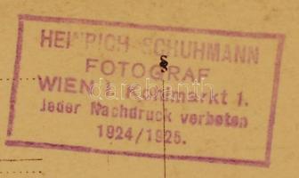 1924 IV. Károly király gyermekei, köztük Habsburg Ottó. Heinrich Schuhmann fotólapja / Children of E...