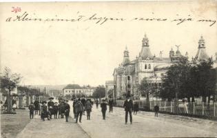 Igló, Sétatér a Vigadóval; Ferencz D. kiadása / promenade, redoute