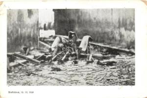 1939 III. 13. Pozsony, Bratislava; háború dúlta utcarészlet / war damaged street