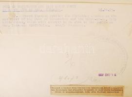 1935 Tussaud, a híres londoni viaszmúzeum tulajdonosa szobrot készít a glouhesteri hercegről és leen...