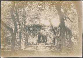 cca 1914-1918 I. világháborús hadszínterek, 4 db fotó, 17x12 cm /
cca 1914-1918 Military photos from...